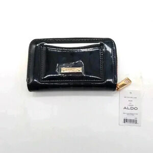 Aldo Klep 007 Ladies Wallet. Shiny black with gold zipper and logo